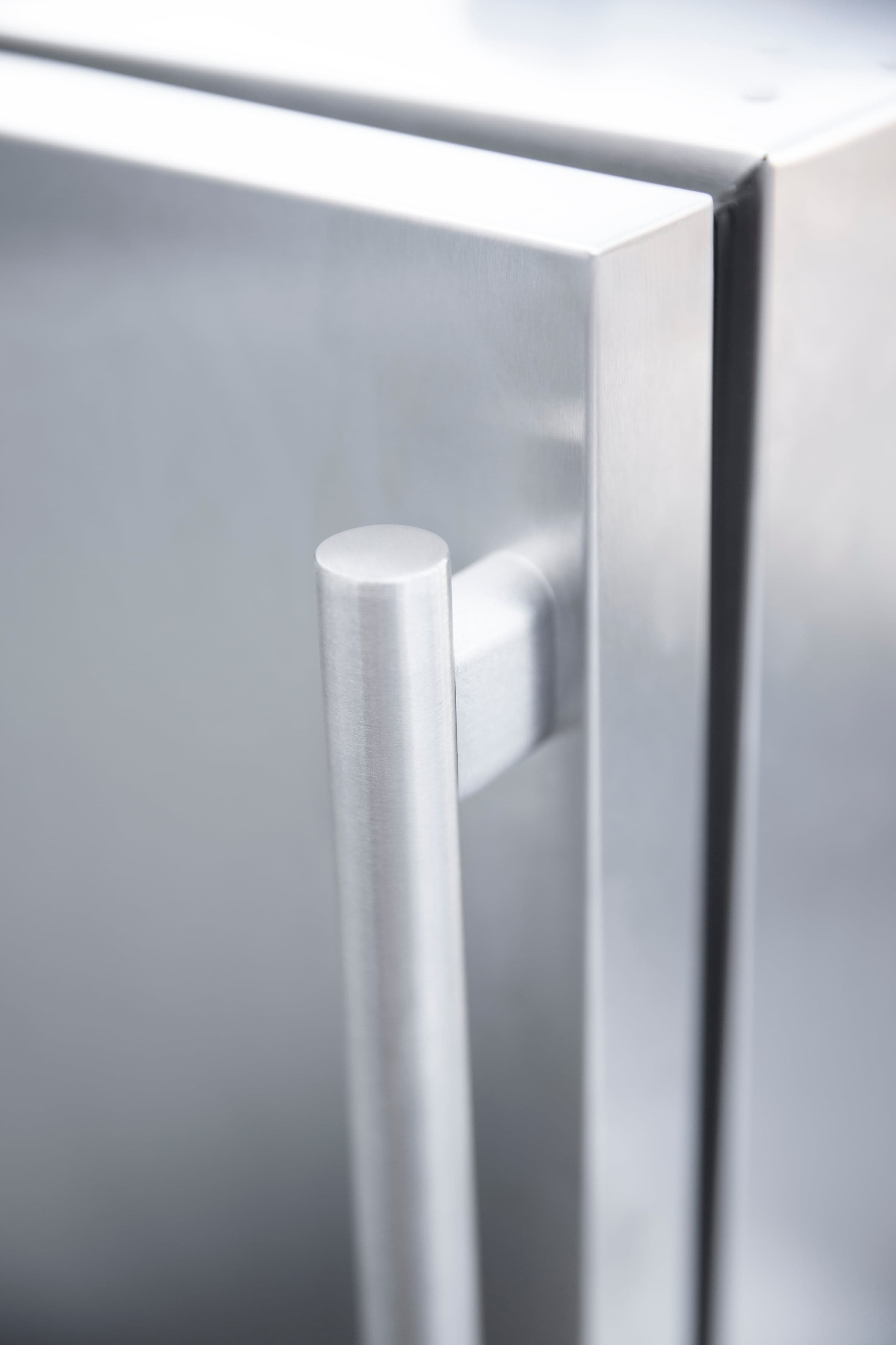 15" Outdoor Rated Cube Ice Maker