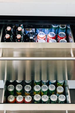 24" Deluxe Outdoor Rated 2-Drawer Refrigerator (5c)