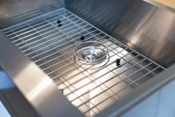 32" Farmhouse Sink (Package) Includes: Faucet, Noise Cancelling Padding in the Sink Basin, Sink Grate and Drain Plug