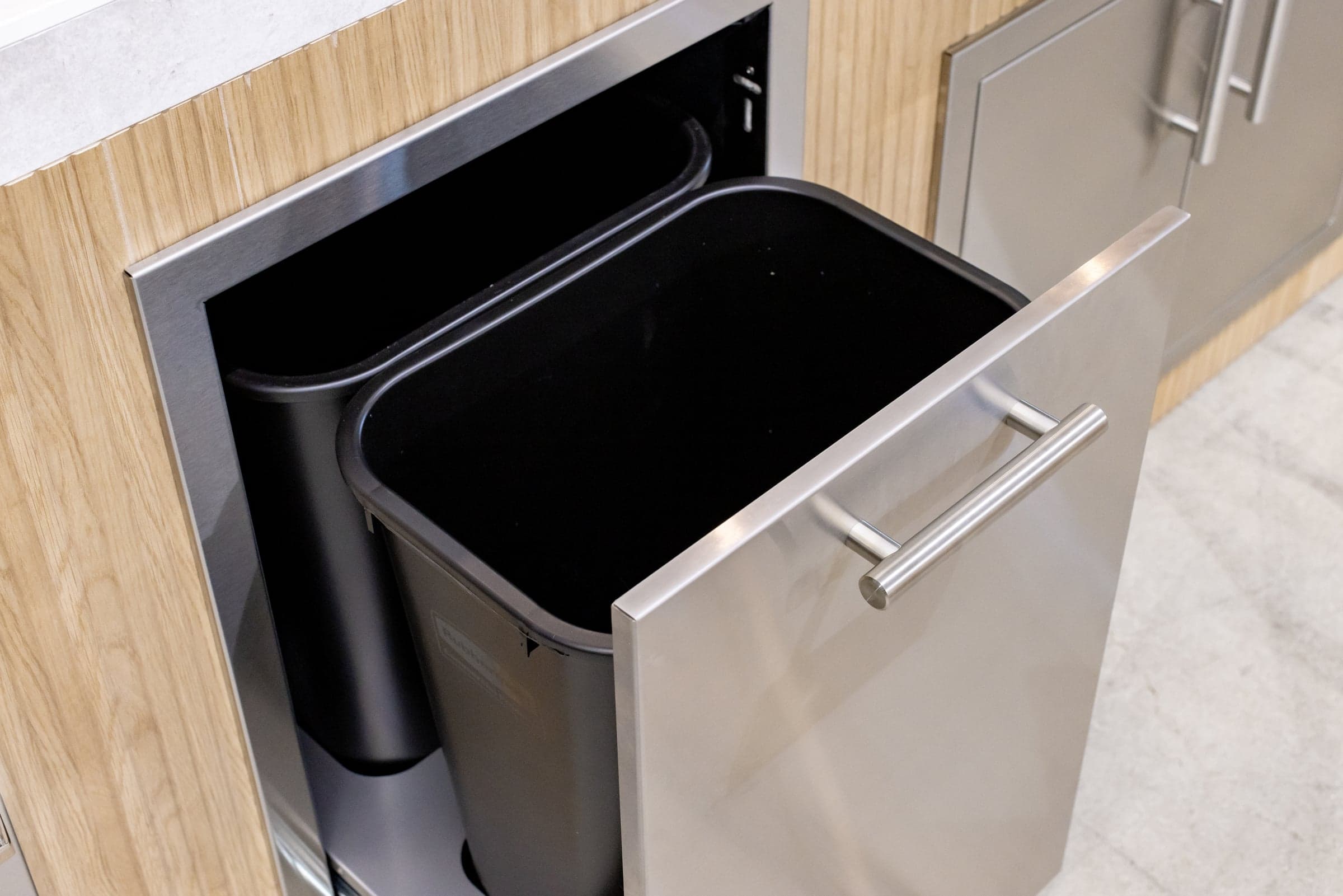 20" 2-Bin Trash/Recycling Drawer
